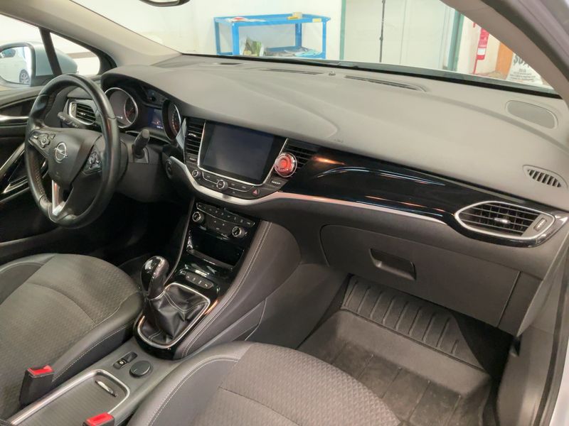 Opel Astra 1.6 CDTI Innovation Start&Stop 2016 – снимка 17
