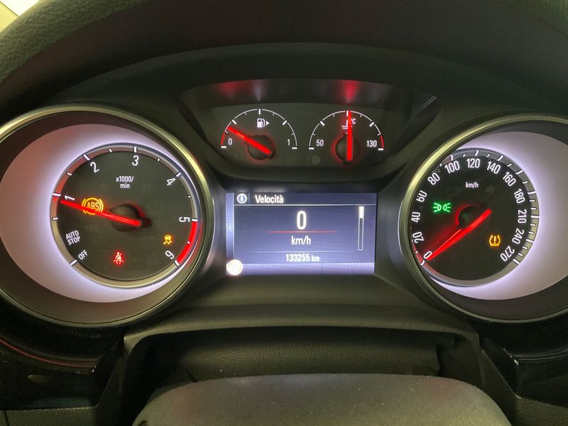 Opel Astra 1.6 CDTI Innovation Start&Stop 2016 – снимка 18
