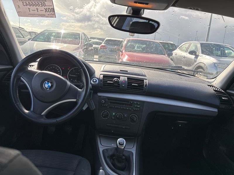 BMW 1er 116d 2011 – снимка 11