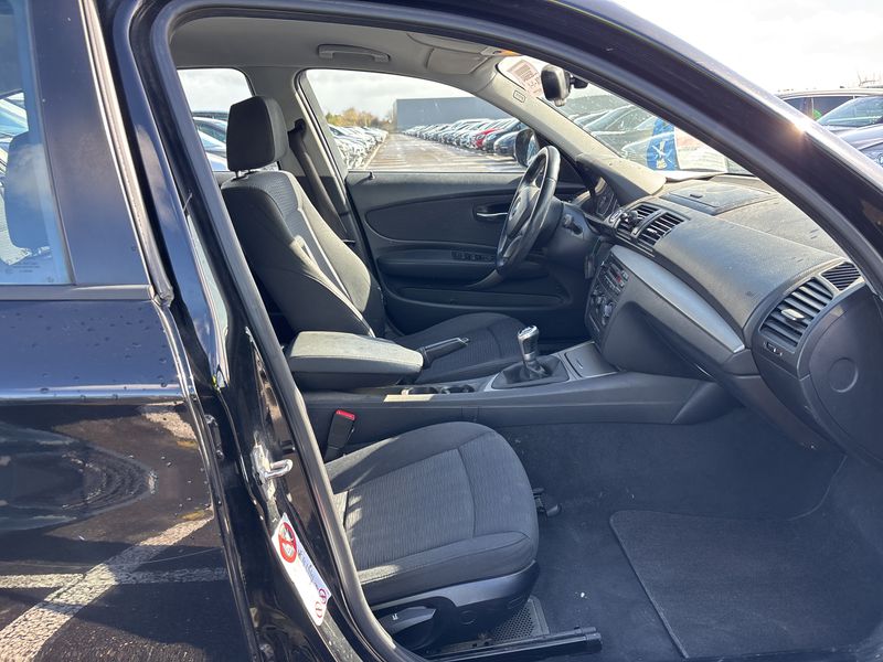 BMW 1er 116d 2011 – снимка 10