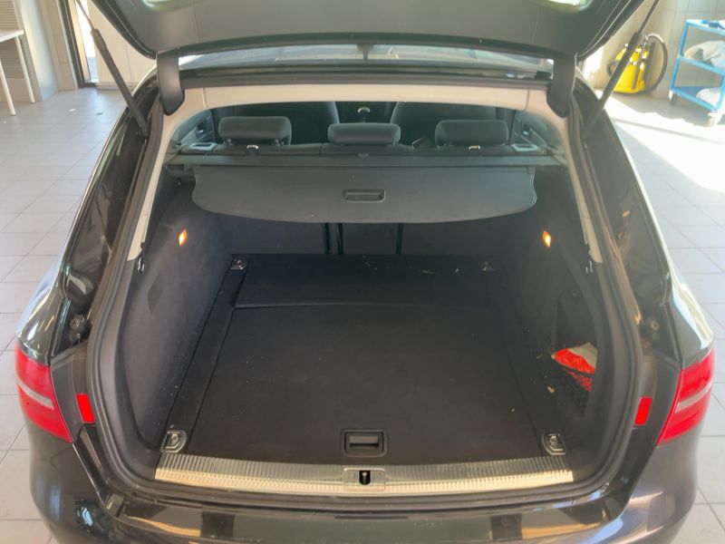 Audi A4 2.0 TDI Advanced 2015 – снимка 15
