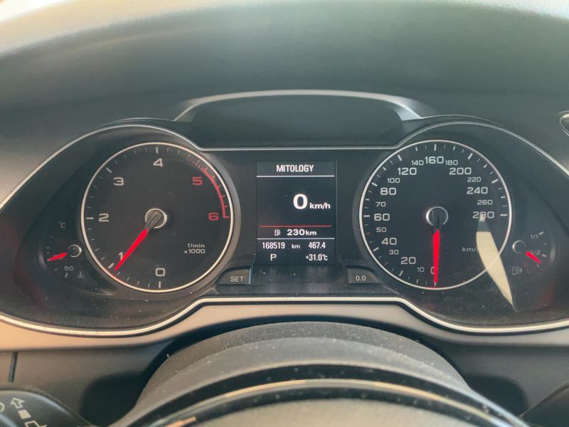 Audi A4 2.0 TDI Advanced 2015 – снимка 18