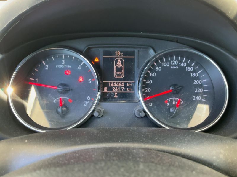 Nissan Qashqai 1.5 Turbodiesel Connect Edition 2011 – снимка 18