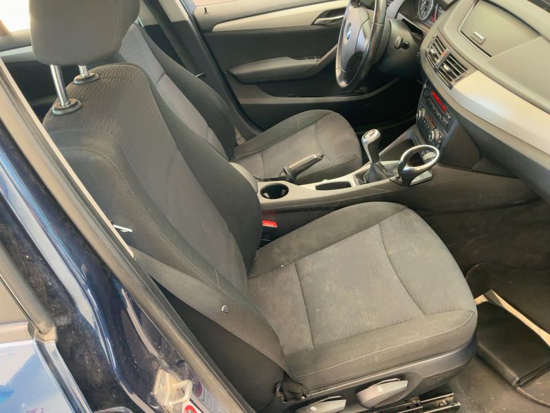 BMW X1 xDrive 18d 2011 – снимка 11