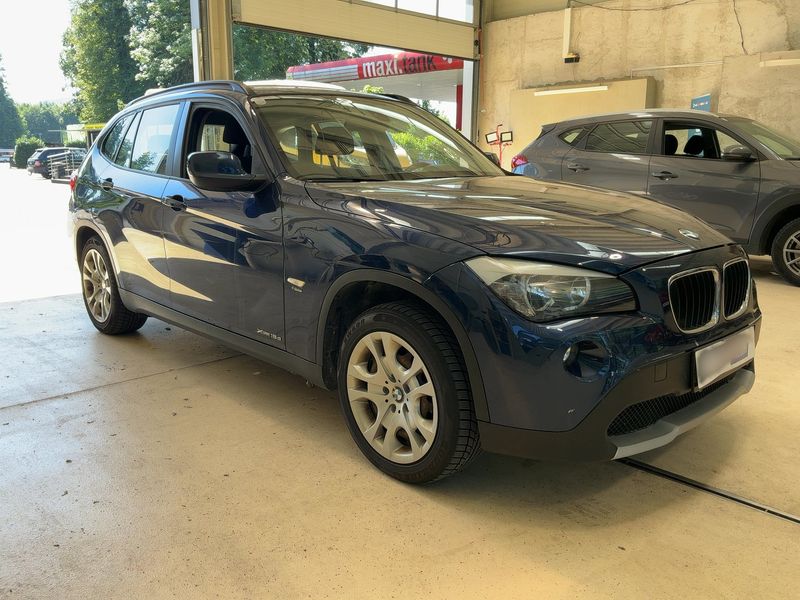 BMW X1 xDrive 18d 2011 – снимка на щета
