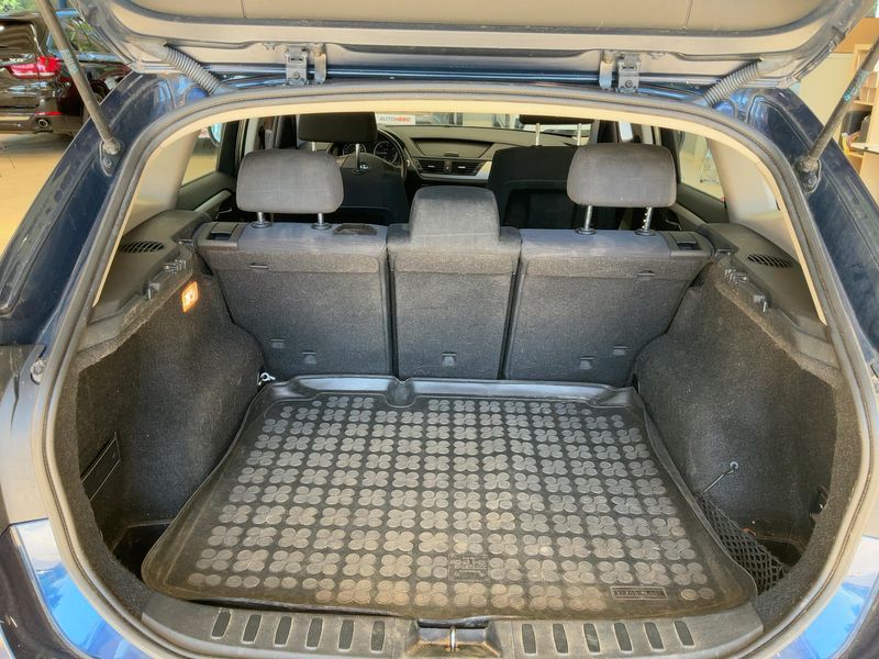 BMW X1 xDrive 18d 2011 – снимка 10