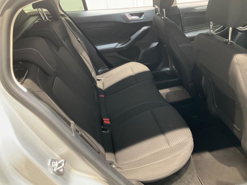 Ford Focus 2.0 TDCi EcoBlue Titanium 2021 – снимка 26