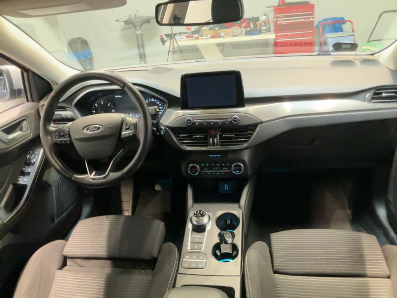 Ford Focus 2.0 TDCi EcoBlue Titanium 2021 – снимка 18
