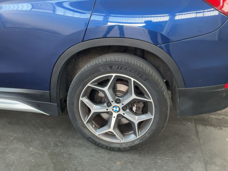 BMW X1 sDrive 20i xLine 2019 – снимка 5