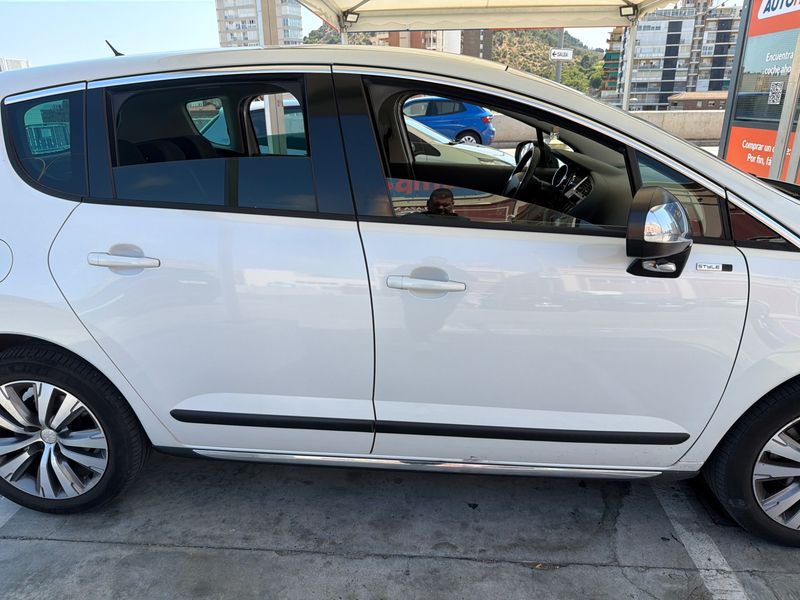 Peugeot 3008 1.6 Blue-HDi Style 2016 – снимка 10