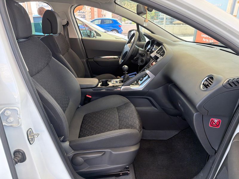 Peugeot 3008 1.6 Blue-HDi Style 2016 – снимка 16