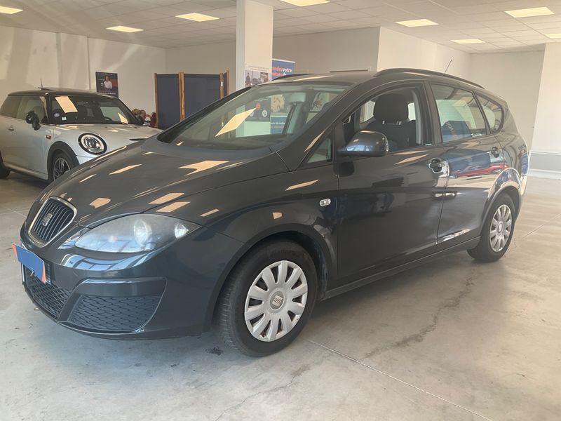 Seat Altea 1.6 TDI Reference Copa 2012 – снимка 1