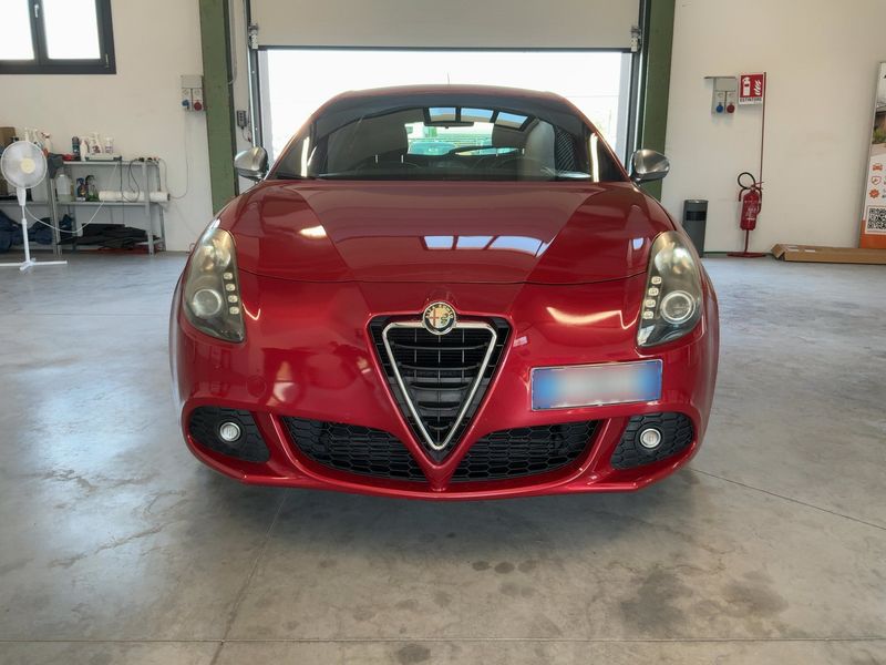 Alfa Romeo Giulietta 1.8 Turbo Quadrifoglio Verde 2011 – снимка 14
