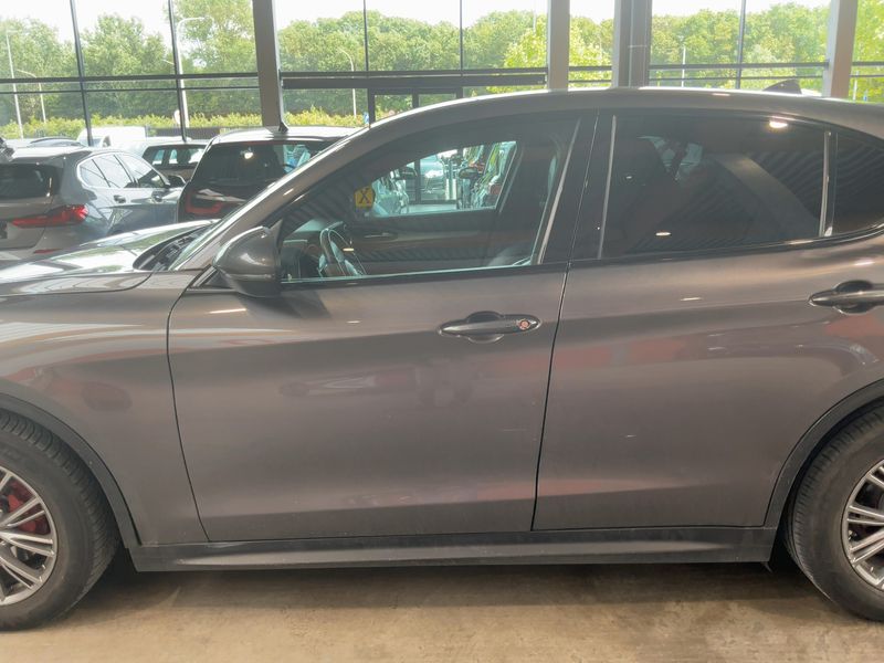 Alfa Romeo Stelvio 2.2 JTDM Super 2WD 2019 – снимка 4