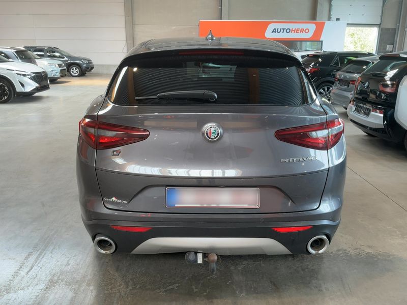 Alfa Romeo Stelvio 2.2 JTDM Super 2WD 2019 – снимка 7