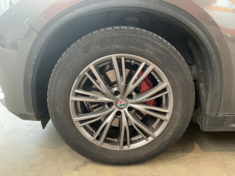 Alfa Romeo Stelvio 2.2 JTDM Super 2WD 2019 – снимка 3