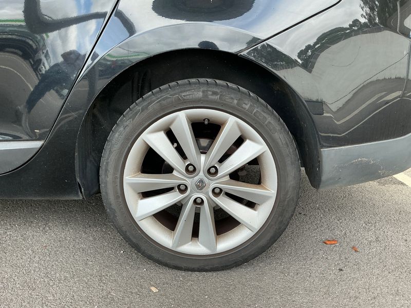 Renault Megane 1.5 dCi Privilege 2011 – снимка 5