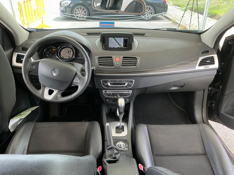 Renault Megane 1.5 dCi Privilege 2011 – снимка 17