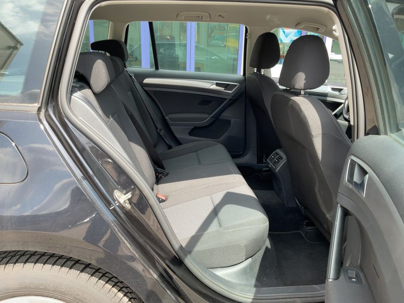 Volkswagen Golf VII 1.6 TDI Trendline BlueMotion Tech 2019 – снимка 20