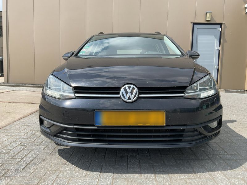 Volkswagen Golf VII 1.6 TDI Trendline BlueMotion Tech 2019 – снимка 14