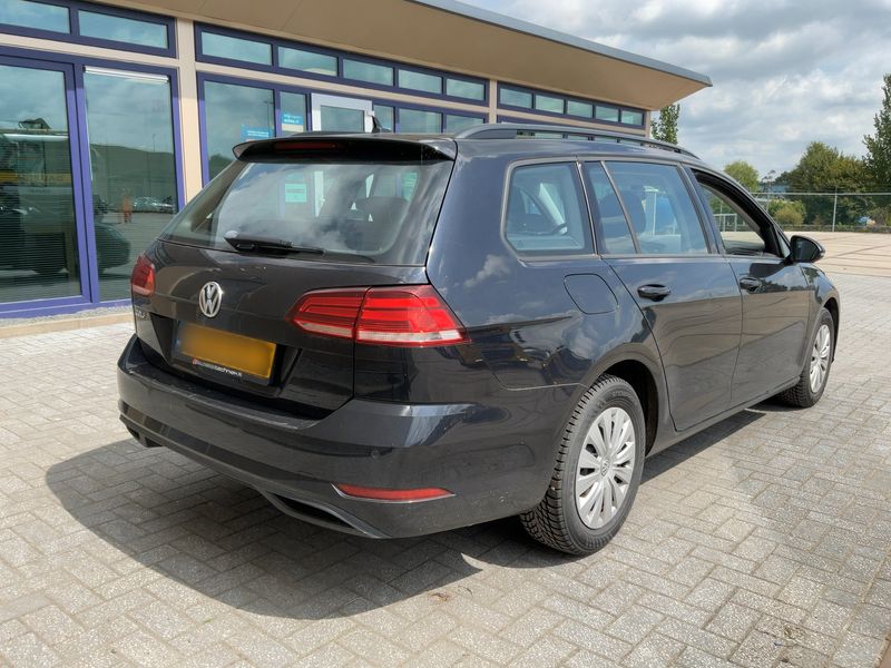 Volkswagen Golf VII 1.6 TDI Trendline BlueMotion Tech 2019 – снимка 8