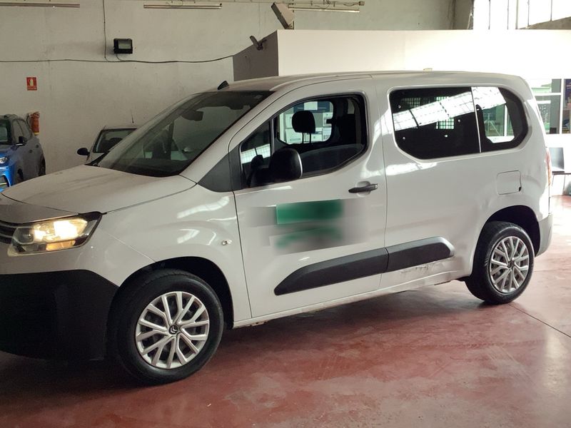 Citroen Berlingo 1.5 Blue-HDi Live Pack Business M 2023 – снимка 2