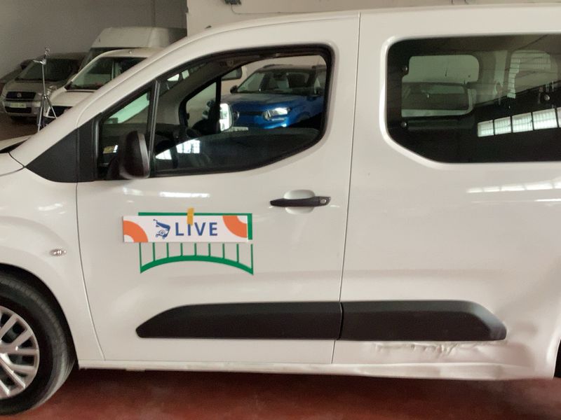 Citroen Berlingo 1.5 Blue-HDi Live Pack Business M 2023 – снимка 4