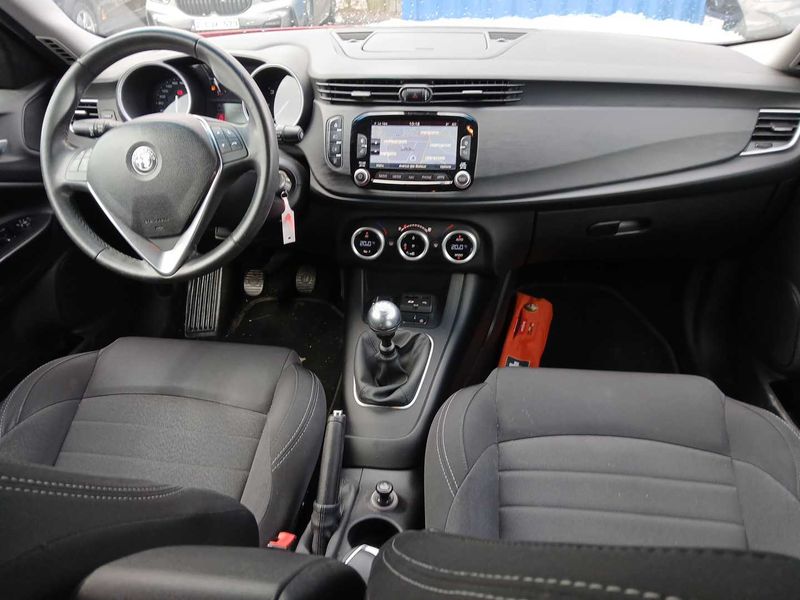Alfa Romeo Giulietta 1.6 JTD Super 2016 – снимка 11