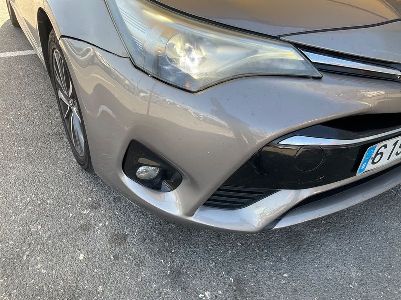 Toyota Avensis 2.0 D-4D Advance 2015 – снимка 29