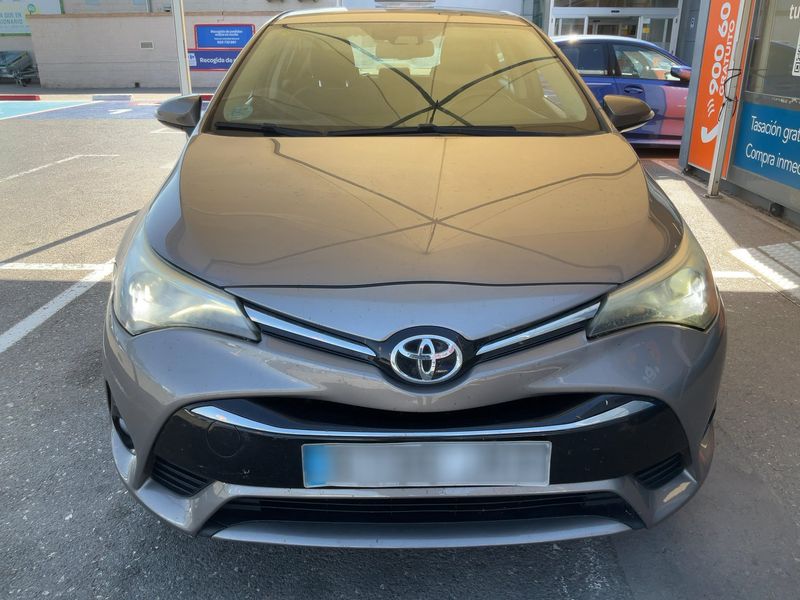 Toyota Avensis 2.0 D-4D Advance 2015 – снимка 14