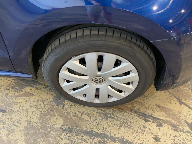 Volkswagen Polo 1.6 TDI Comfortline BlueMotion Tech 2014 – снимка 11