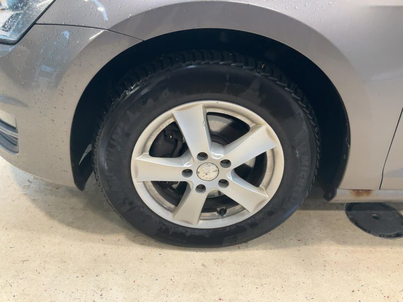 Volkswagen Golf VII 1.6 TDI Rabbit 4Motion BlueMotion Tech 2015 – снимка 3