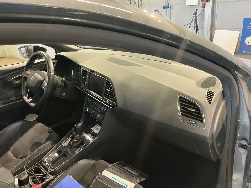 Seat Leon 2.0 TSI Cupra 300 2017 – снимка 28