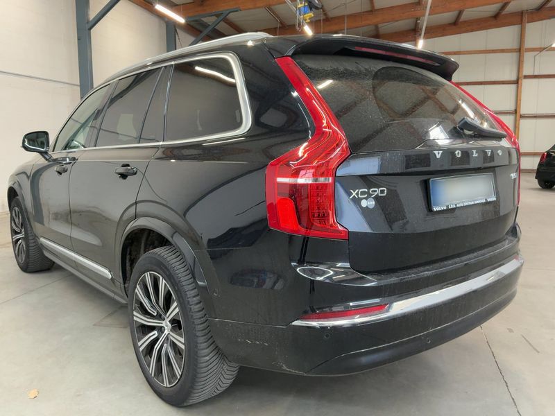 Volvo XC90 2.0 B5 Mild-Hybrid Ultimate Bright AWD 2024 – снимка 6