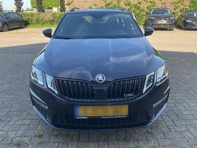 Skoda Octavia 2.0 TSI RS 245 2019 – снимка 14