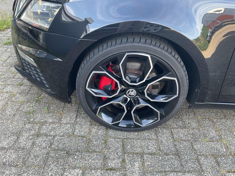 Skoda Octavia 2.0 TSI RS 245 2019 – снимка 3