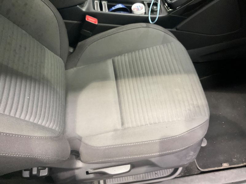Ford Grand C-Max 1.5 EcoBoost Titanium 2016 – снимка 28