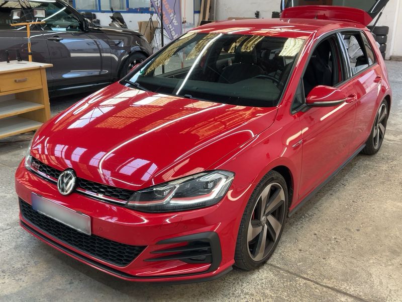 Volkswagen Golf VII 2.0 TSI GTI Performance BlueMotion Tech 2019 – снимка 1