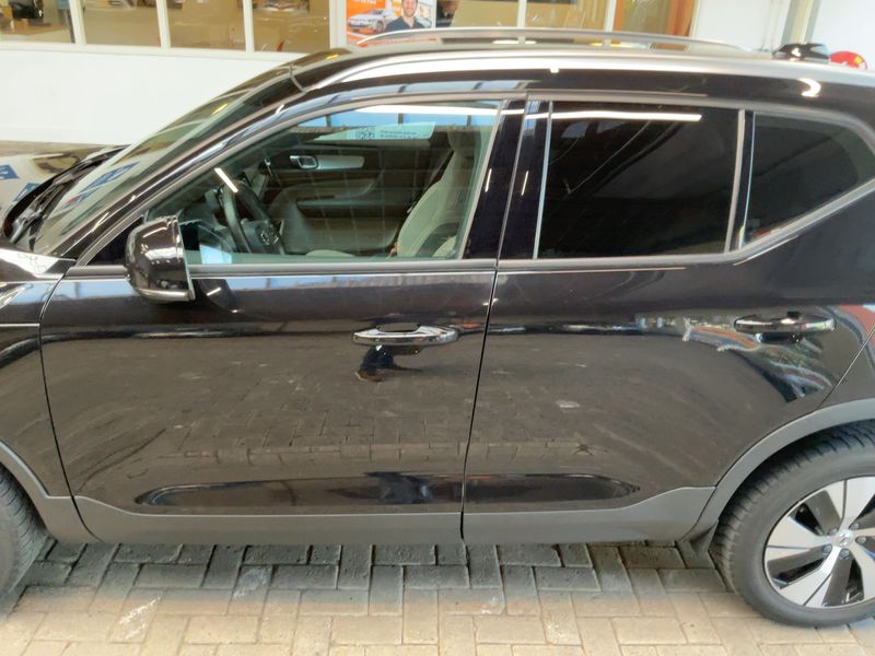 Volvo XC40 1.5 T3 Momentum Pro 2WD 2019 – снимка 4