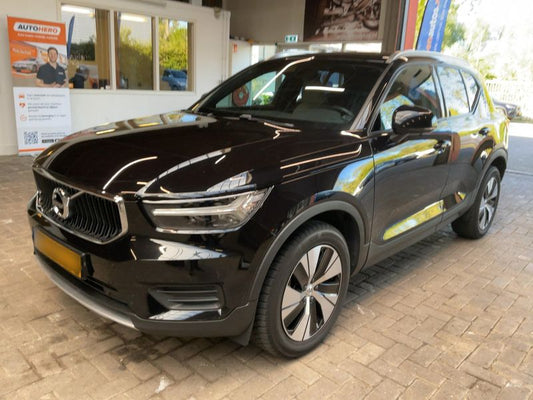 Volvo XC40 1.5 T3 Momentum Pro 2WD 2019 – снимка 1