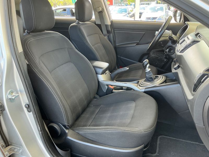 Kia Sportage 1.6 GDI Attract 2WD 2014 – снимка 16