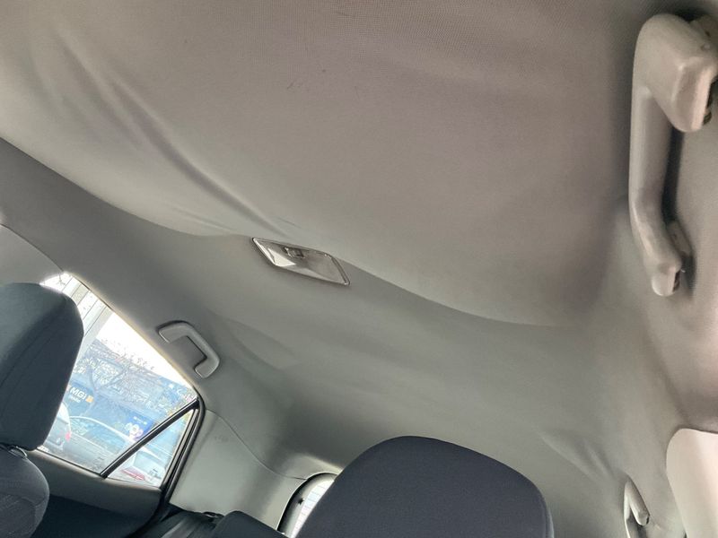 Toyota Auris 2.0 D-4D Sol 2008 – снимка 23