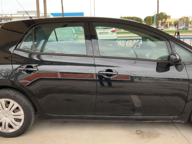 Toyota Auris 2.0 D-4D Sol 2008 – снимка 10