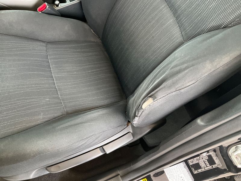 Toyota Auris 2.0 D-4D Sol 2008 – снимка 24