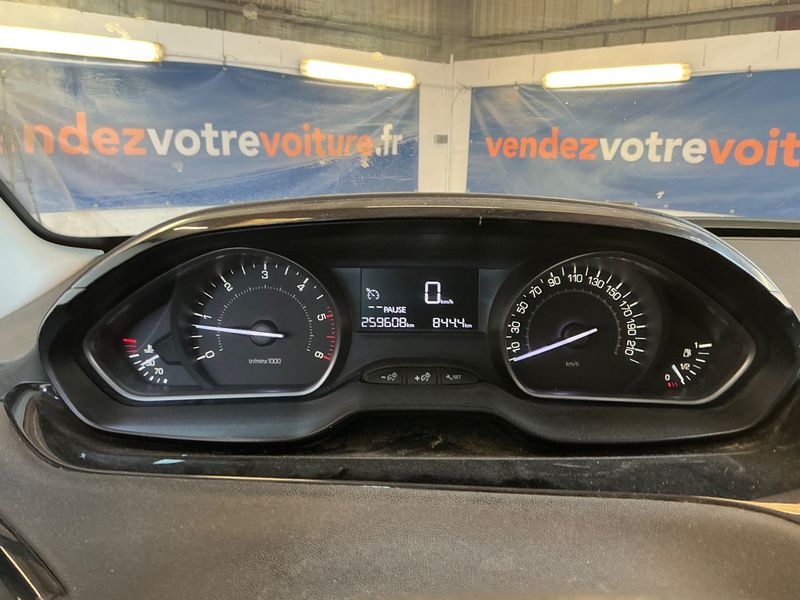 Peugeot 208 1.6 Blue-HDi Affaire Premium 2016 – снимка 4