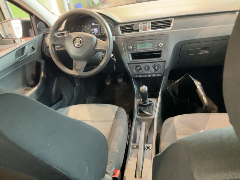Skoda Rapid Spaceback 1.2 TSI Active 2015 – снимка 18