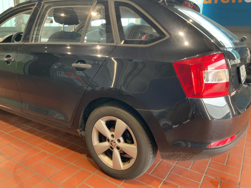 Skoda Rapid Spaceback 1.2 TSI Active 2015 – снимка 6