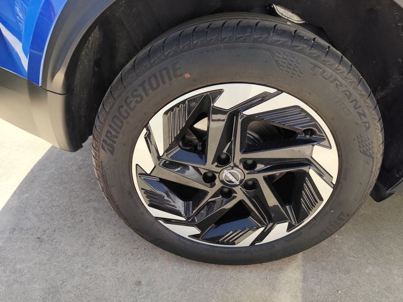 Nissan Qashqai 1.3 DIG-T Mild-Hybrid N-Connecta 2025 – снимка 16