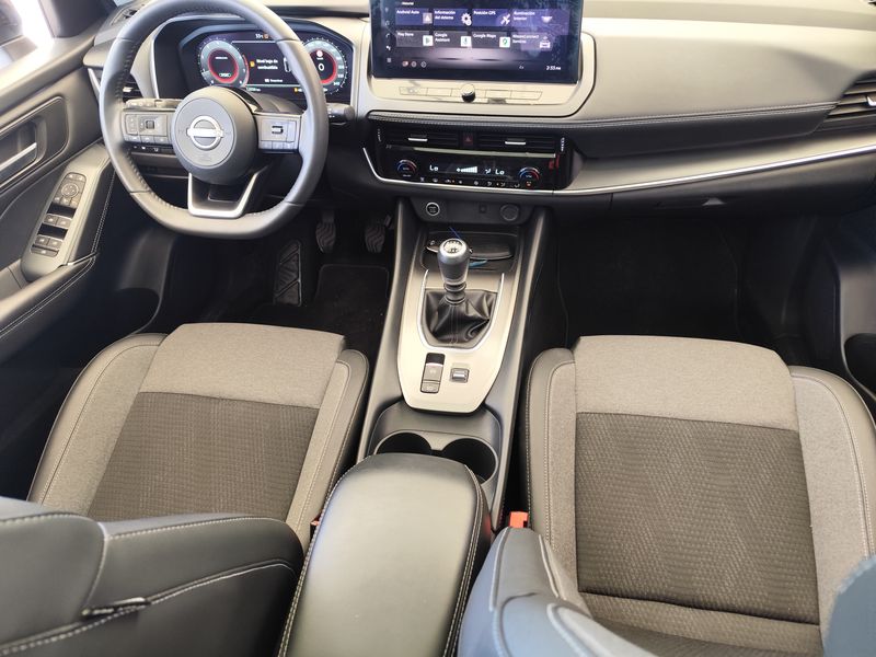 Nissan Qashqai 1.3 DIG-T Mild-Hybrid N-Connecta 2025 – снимка 11