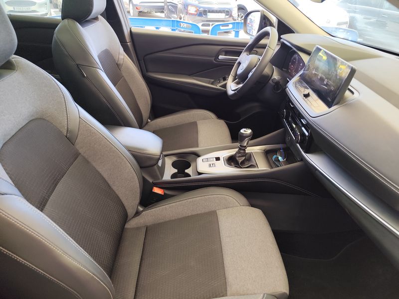 Nissan Qashqai 1.3 DIG-T Mild-Hybrid N-Connecta 2025 – снимка 10